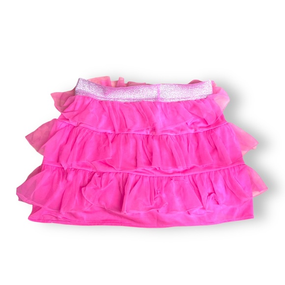 ✨GIRLS HOT PINK TURU WITH SHORTS✨ - Picture 4 of 5